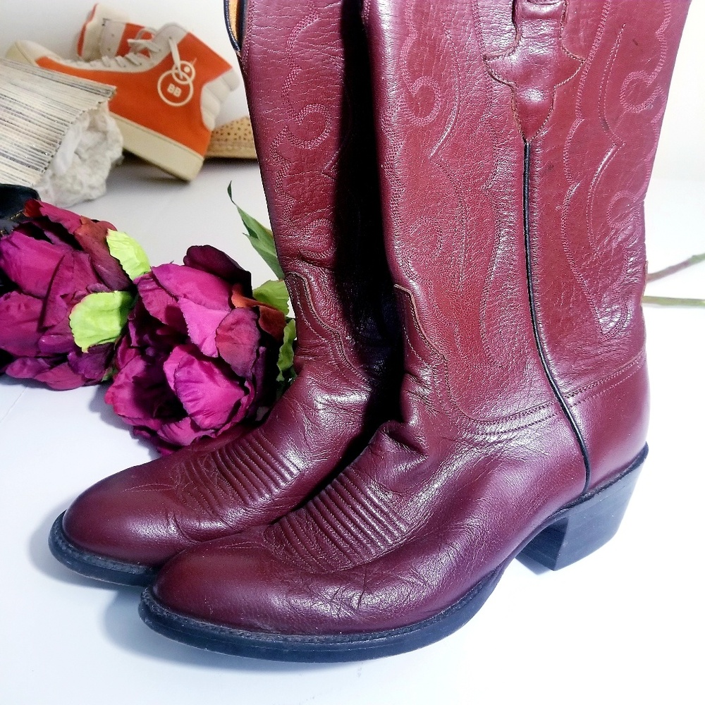 ⬇️$499 Lucchese boots - Picture 2 of 8